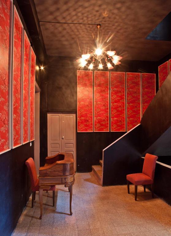 Clara Boutique 4*
