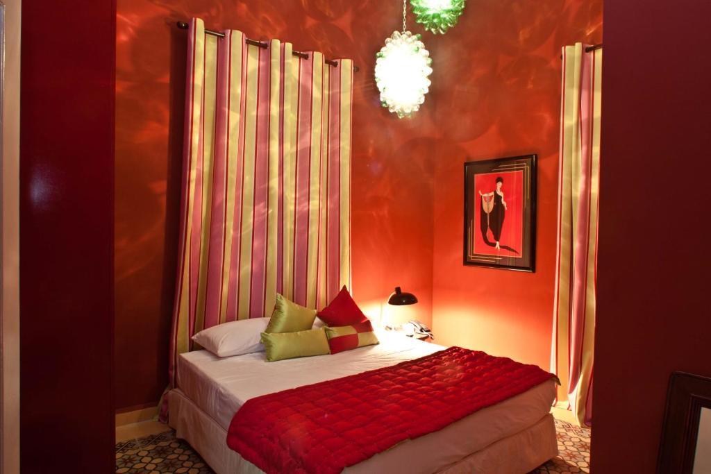 Clara Boutique Hotel 4*