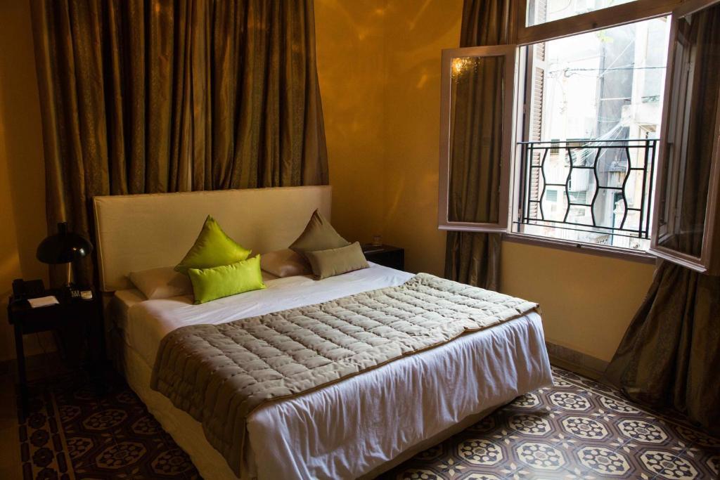 Clara Boutique Hotel 4*